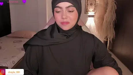 shayla_18 stripchat stream image