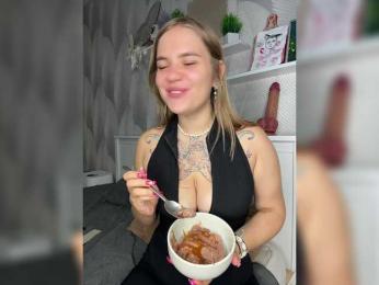 -Tiki-Riki- bongacams stream image