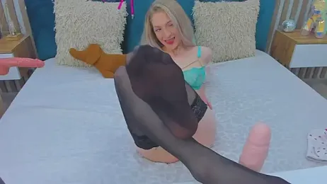 Emilly_Hart stripchat stream image