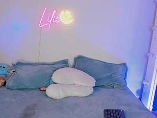 liliimoon camsoda stream image