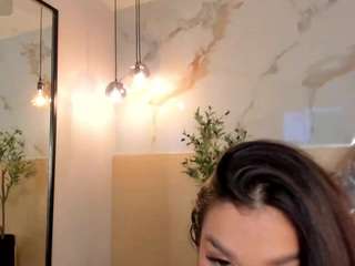 leathompson1 camsoda stream image