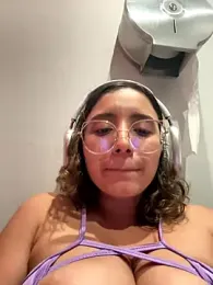 Kay_LustyWife stripchat stream image