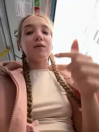 bambi_lu stripchat stream image