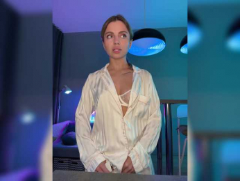 Nataliecroys bongacams stream image