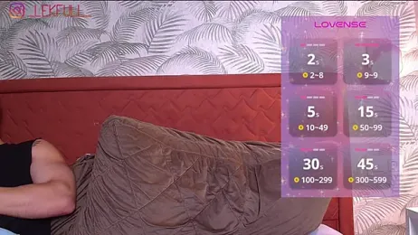 lekfull-kitten stripchat stream image