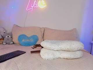liliimoon camsoda stream image