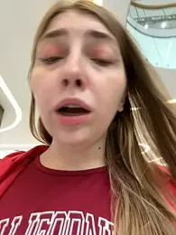 Sunny___Bunny stripchat stream image