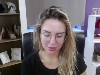 Soft-Zoey bongacams stream image
