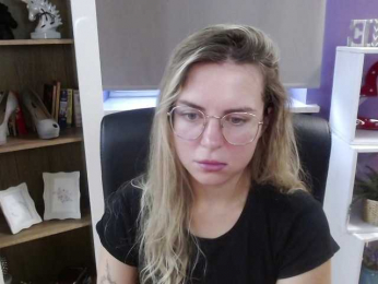 Soft-Zoey bongacams stream image