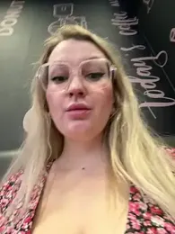 Teya_moon_ stripchat stream image