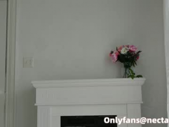 littlegreekflower chaturbate stream image