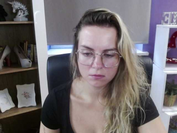 Soft-Zoey bongacams stream image
