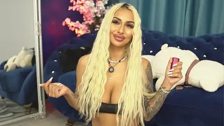 GoldenAmber stripchat stream image