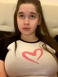 HornyGirlH stripchat stream image