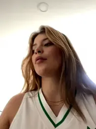 _Alice_1 stripchat stream image