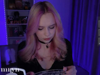 fymryn bongacams stream image