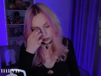 fymryn bongacams stream image