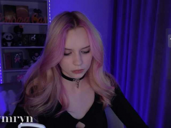 fymryn bongacams stream image
