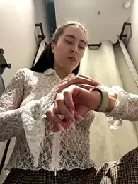 Holly_Play stripchat stream image