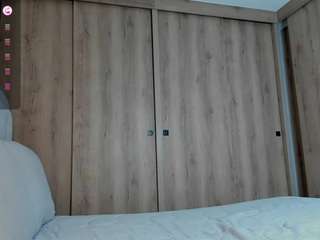 lauracriistina camsoda stream image