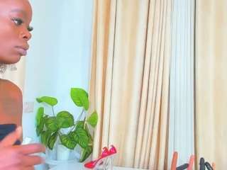 h0t-chocolate camsoda stream image