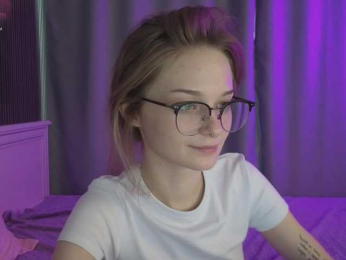 vialeta-baby bongacams stream image