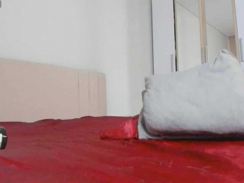 sweetyvikki bongacams stream image