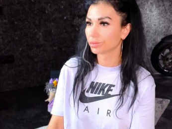 -BABAYAGA- bongacams stream image