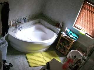 voyeurcam-julmodels-bath-1st-2 camsoda stream image