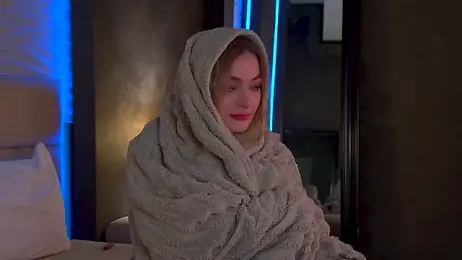 AriWild stripchat stream image