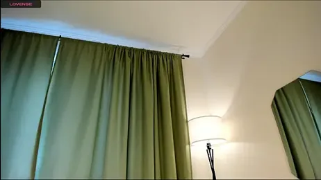 DreamyGleam stripchat stream image