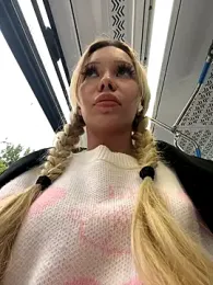 babydolll stripchat stream image