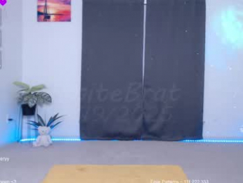 petitebrat chaturbate stream image