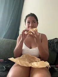 AshleyLoveee stripchat stream image