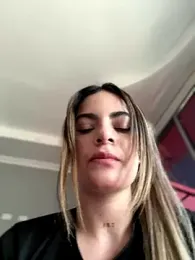 emiss_ stripchat stream image