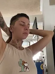 Izy_cute_ stripchat stream image