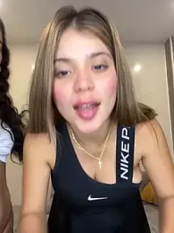 _Alice_1 stripchat stream image