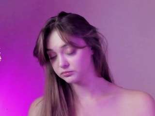 may-flowere camsoda stream image