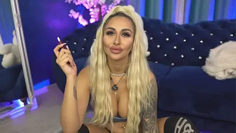 GoldenAmber stripchat stream image