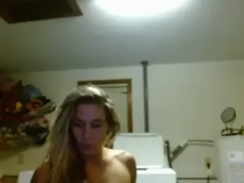 missymilf stripchat stream image