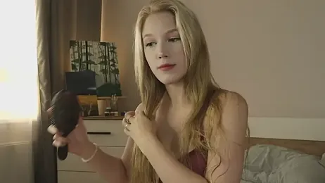 AliceLebel stripchat stream image