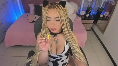 conny__curly stripchat stream image