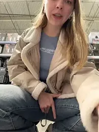 Sunny___Bunny stripchat stream image