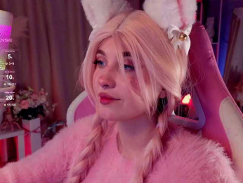 HoneyCherry bongacams stream image