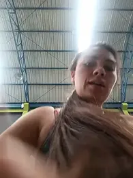 LIZ-06_ stripchat stream image