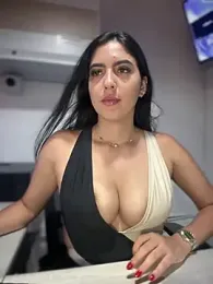 Sofia_Collins- stripchat stream image