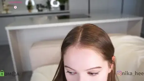 hecola stripchat stream image