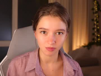 little_poetry chaturbate stream image