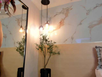 leathompson1 bongacams stream image