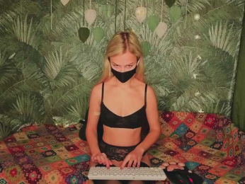 Meeeeow bongacams stream image